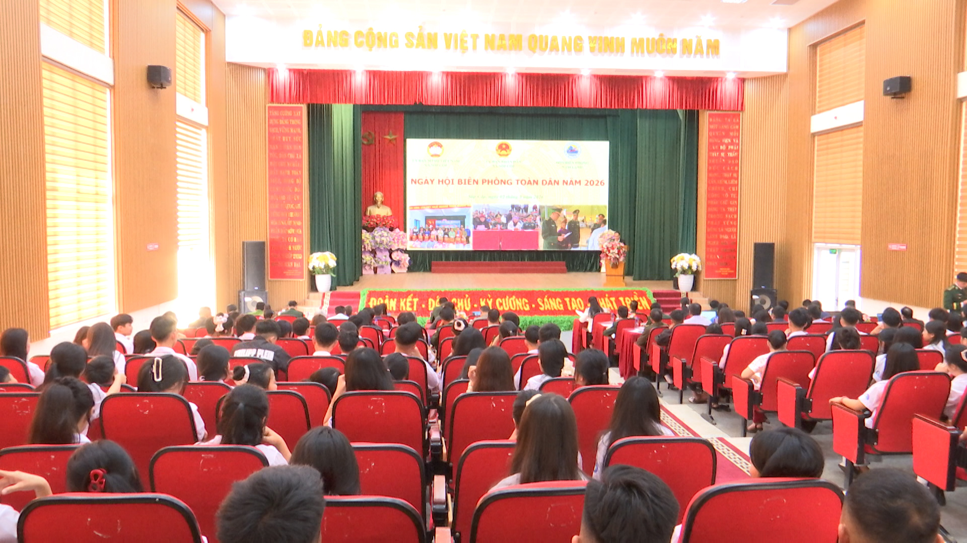 anh tin bai